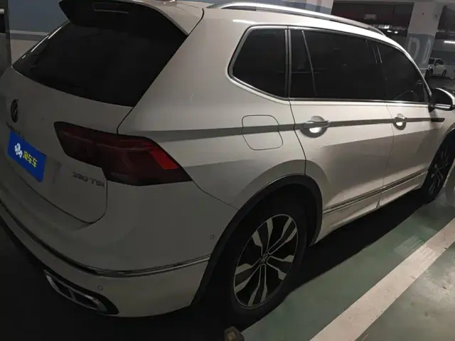 Volkswagen Tiguan L — Фото автомобиля 3