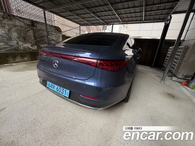 Mercedes-Benz EQS — Фото автомобиля 13