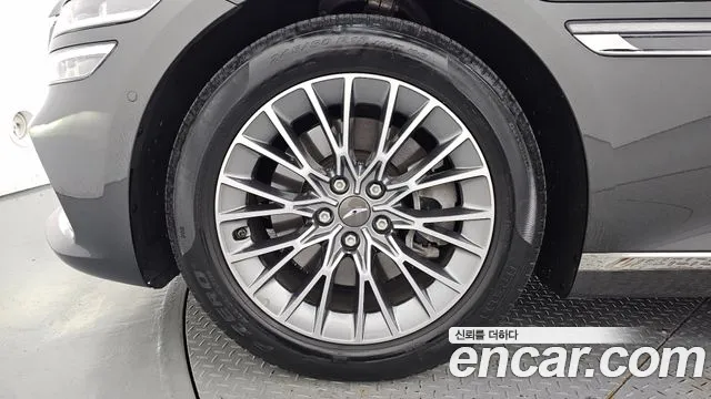 Genesis G80 RG3 — Фото автомобиля 5