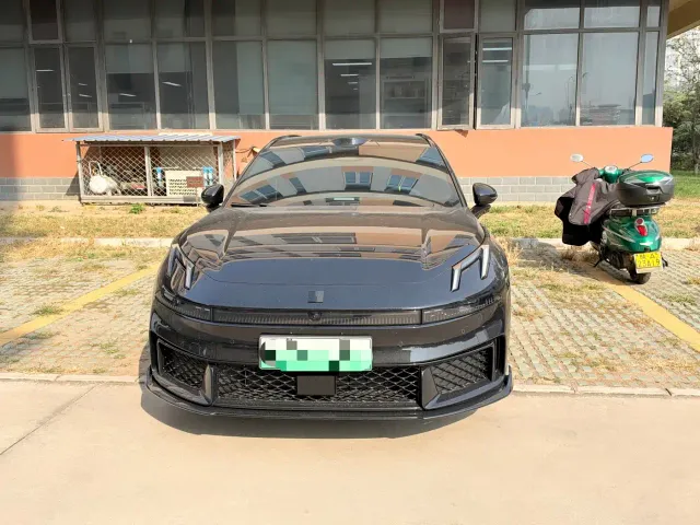 Lynk & Co 07 Touring — Фото автомобиля 3