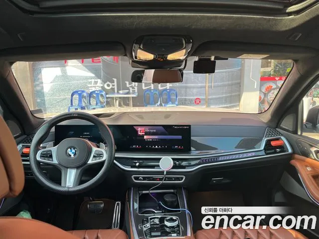 BMW X7 — Фото автомобиля 7