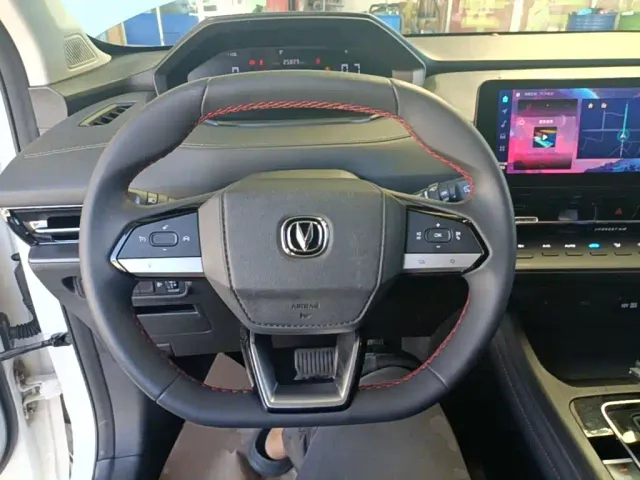 Changan CS55 Plus — Фото автомобиля 10