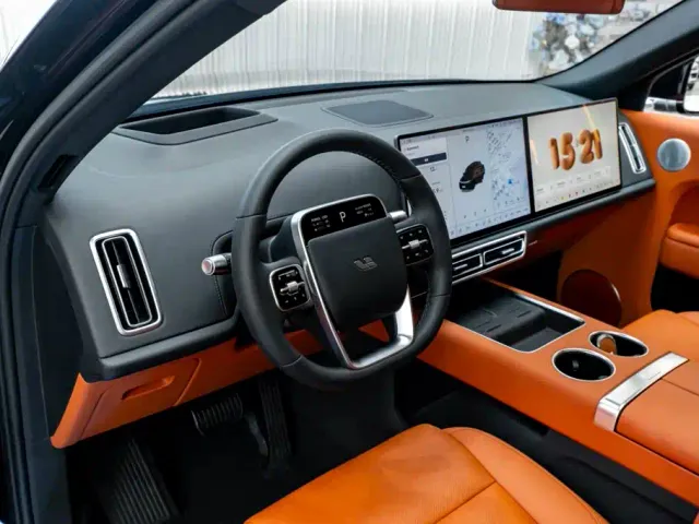 Li Auto L8 — Фото автомобиля 26