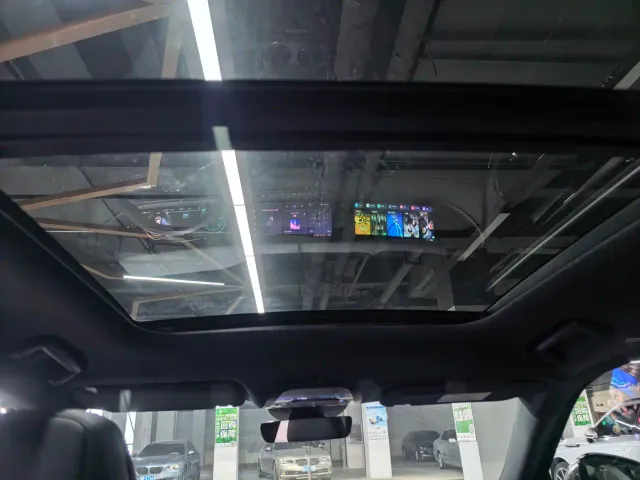 Voyah Auto VOYAH FREE 2025 318 259km 4WD Explorer Edition — Фото автомобиля 12