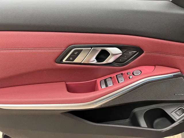 BMW 3 Series — Фото автомобиля 9