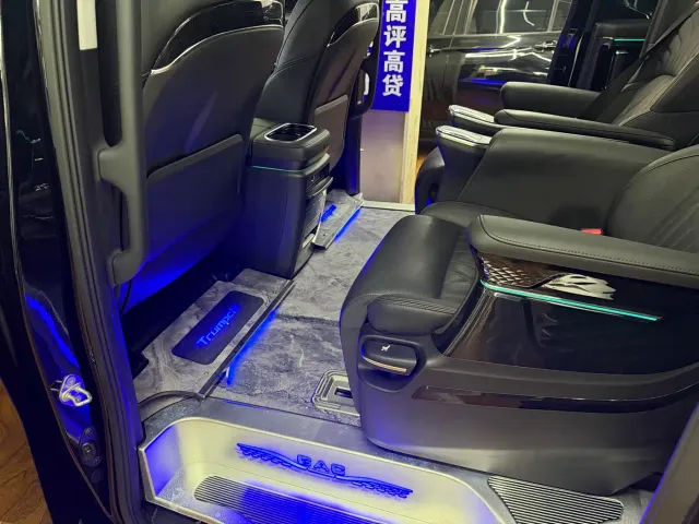 GAC Trumpchi M8 — Фото автомобиля 19