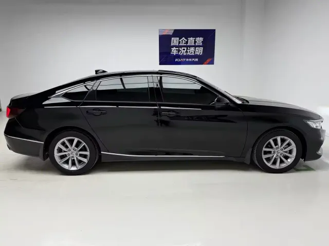 Honda Accord — Фото автомобиля 7