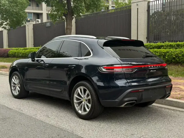 Porsche Macan — Фото автомобиля 10