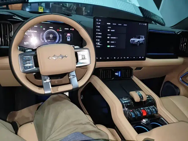 BYD FangChengBao Leopard 8 — Фото автомобиля 9