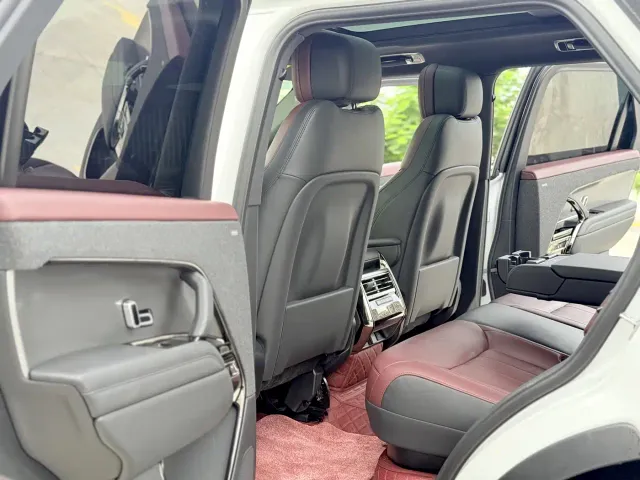 Land Rover Range Rover Sport — Фото автомобиля 5