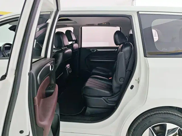 GAC Trumpchi M6 — Фото автомобиля 11