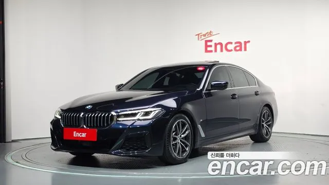 Фотография автомобиля — BMW 5 Series G30