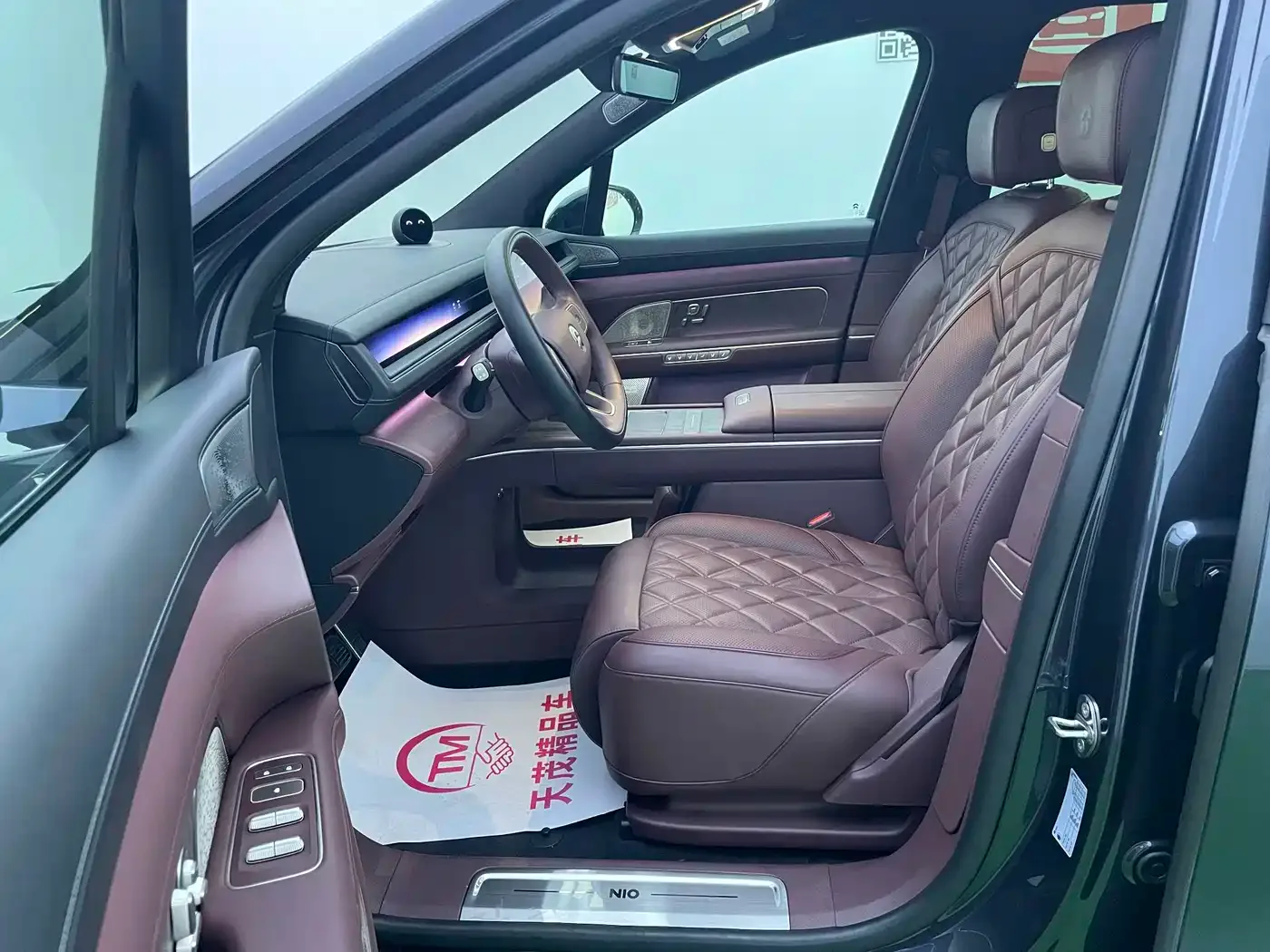 NIO NIO ES8 2025 Model 6-Seat Executive Luxury Edition — Фото автомобиля 27
