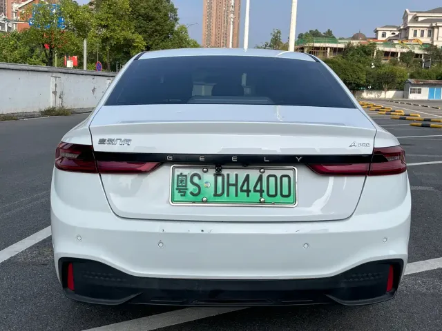 Geely Geometry A — Фото автомобиля 4