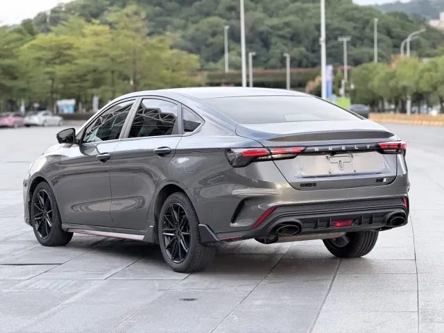 Geely Binrui — Фото автомобиля 6