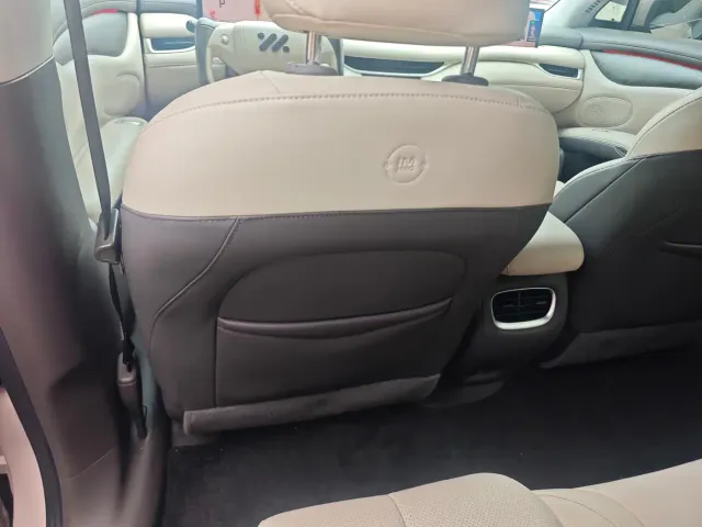 IM Motors LS6 — Фото автомобиля 12