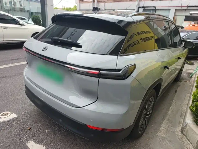 Nio ES7 — Фото автомобиля 6