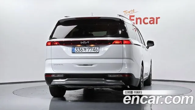 Kia Carnival 4th Gen — Фото автомобиля 4