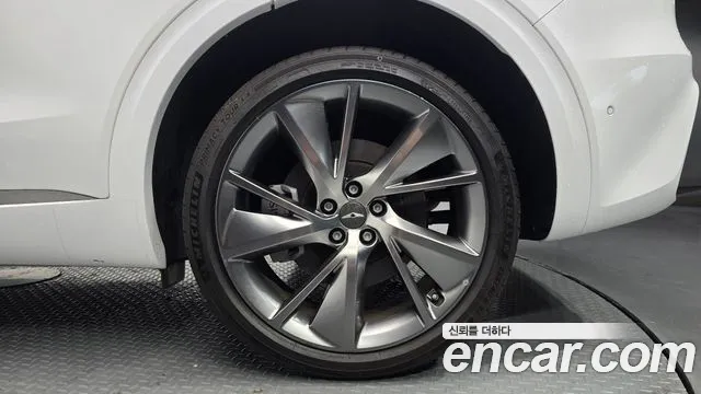 Genesis GV70 2.5T Бензин AWD — Фото автомобиля 20