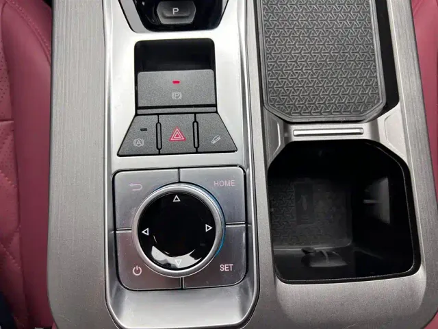 Jetour X70 Plus — Фото автомобиля 10