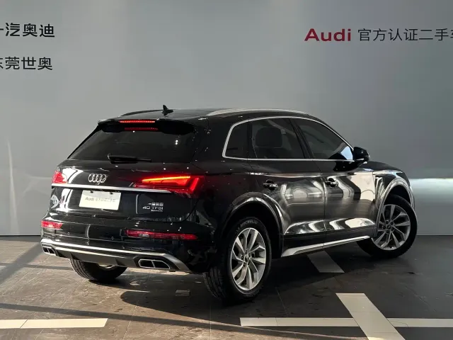 Audi Q5L — Фото автомобиля 5