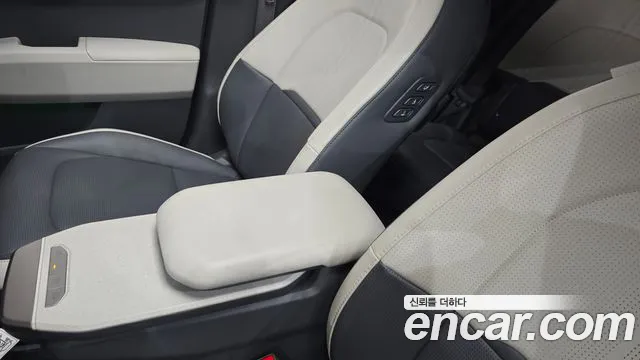 Kia EV3 Long Range 2WD — Фото автомобиля 7