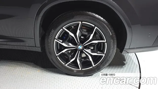 BMW X4 xDrive20i M Sport — Фото автомобиля 18