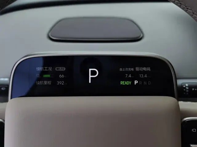 Li Auto i6 — Фото автомобиля 14