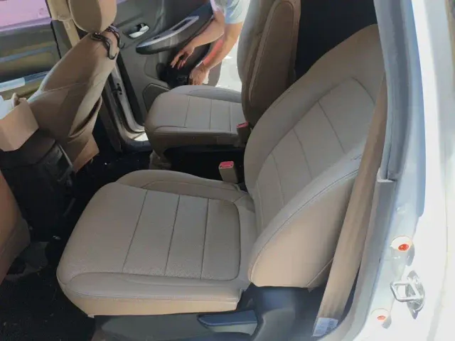 Wuling Hongguang — Фото автомобиля 13