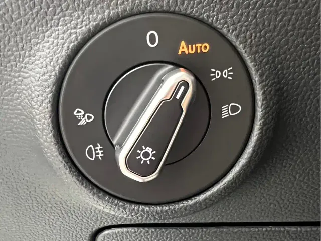 Volkswagen Sagitar — Фото автомобиля 15