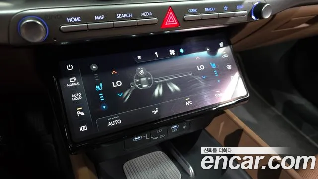 Hyundai Grandeur GN7 — Фото автомобиля 28