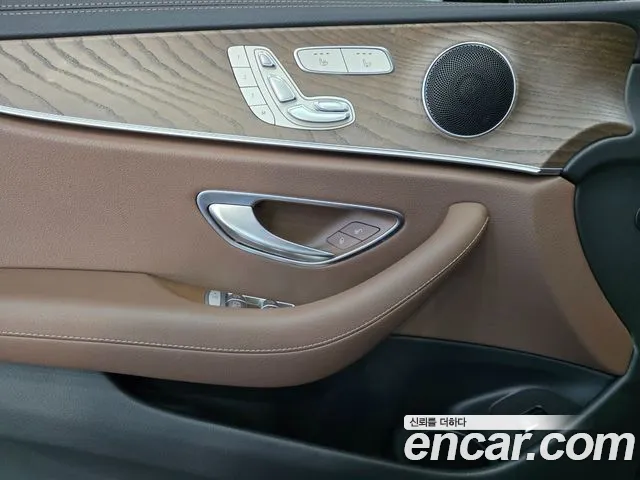 Mercedes-Benz E-Class W213 — Фото автомобиля 20