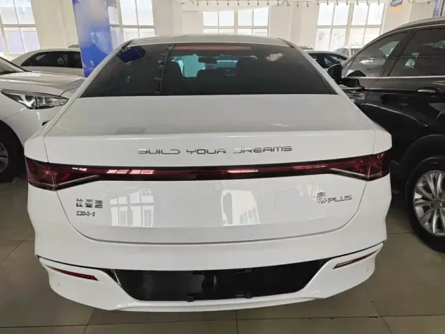 BYD Qin PLUS — Фото автомобиля 5