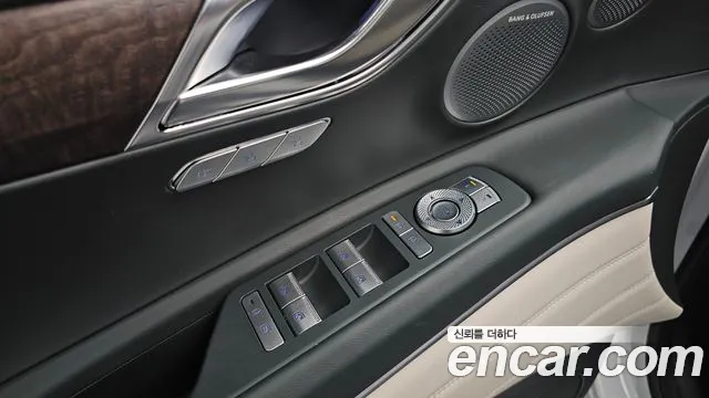 Genesis GV80 — Фото автомобиля 18