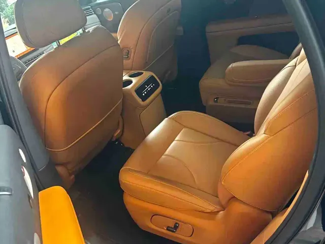 IM Motors LS8 — Фото автомобиля 4