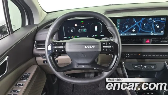 Kia Carnival — Фото автомобиля 19