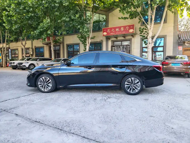 Honda Inspire — Фото автомобиля 5