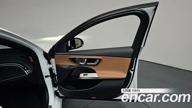 Mercedes-Benz E-Class W214 — Фото автомобиля 13