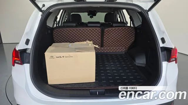 Hyundai Santa Fe Santa Fe (New) — Фото автомобиля 28