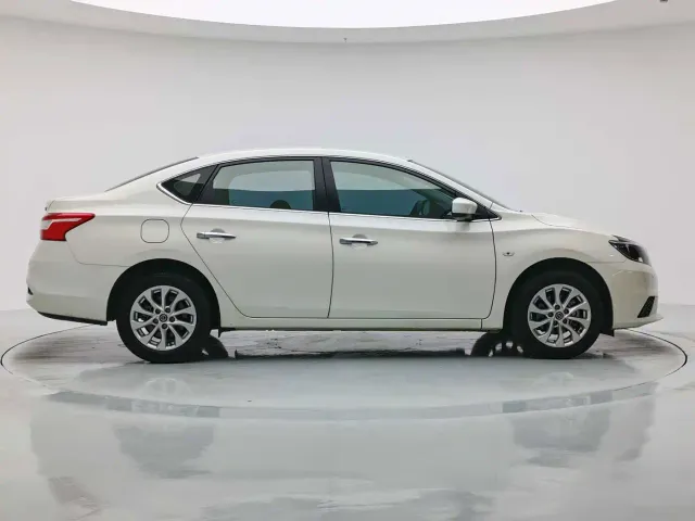 Nissan Sylphy — Фото автомобиля 8