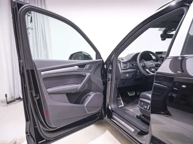 Audi Q5L — Фото автомобиля 13