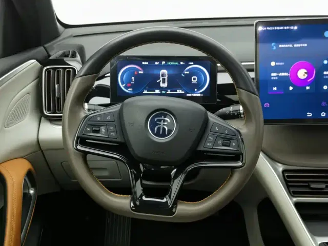 BYD Song Pro — Фото автомобиля 11