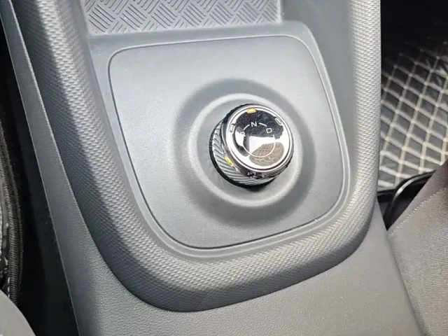 Wuling Hongguang — Фото автомобиля 13