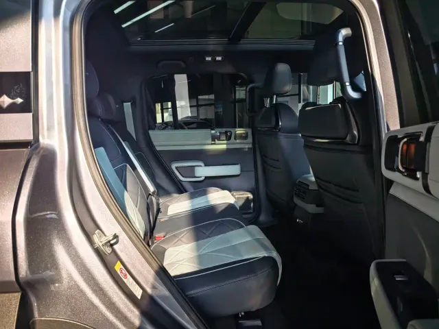 BYD FangChengBao Leopard 5 — Фото автомобиля 16
