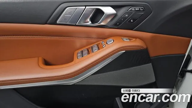 BMW X7 — Фото автомобиля 27