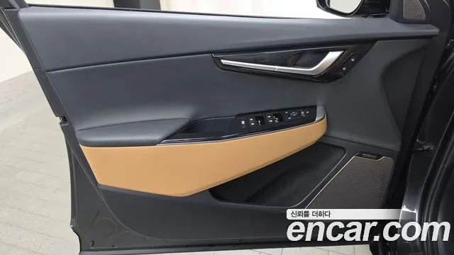 Kia EV6 — Фото автомобиля 22