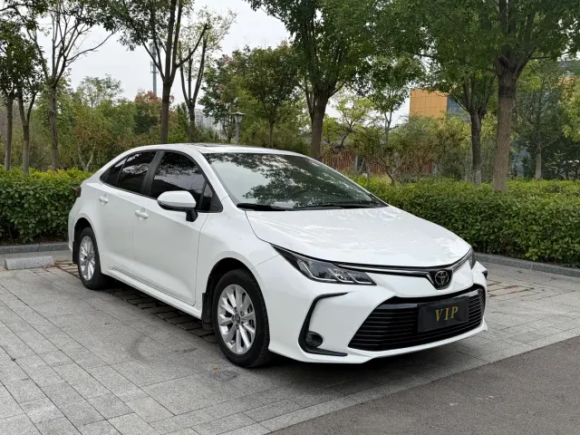 Toyota Corolla — Фото автомобиля 3