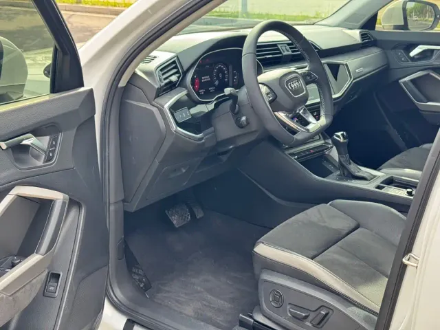 Audi Q3 — Фото автомобиля 10