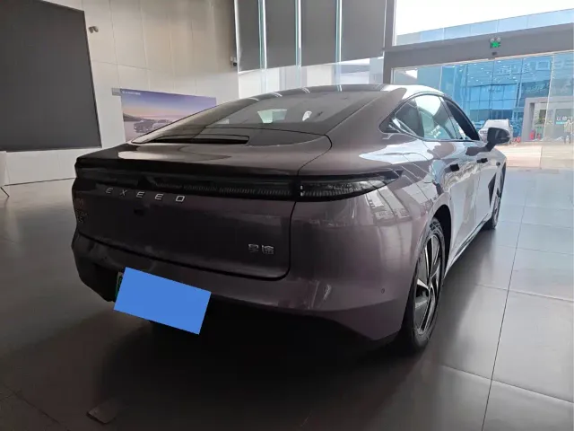 Exeed Exlantix ES 2025 Range Extender Max Urban Assist — Фото автомобиля 8