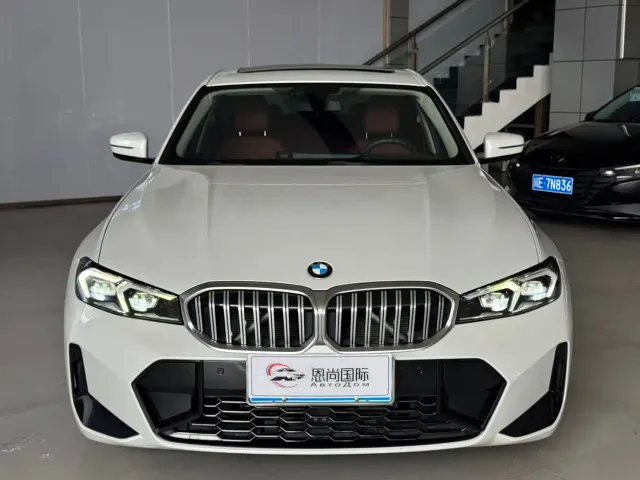 BMW 3 Series — Фото автомобиля 2